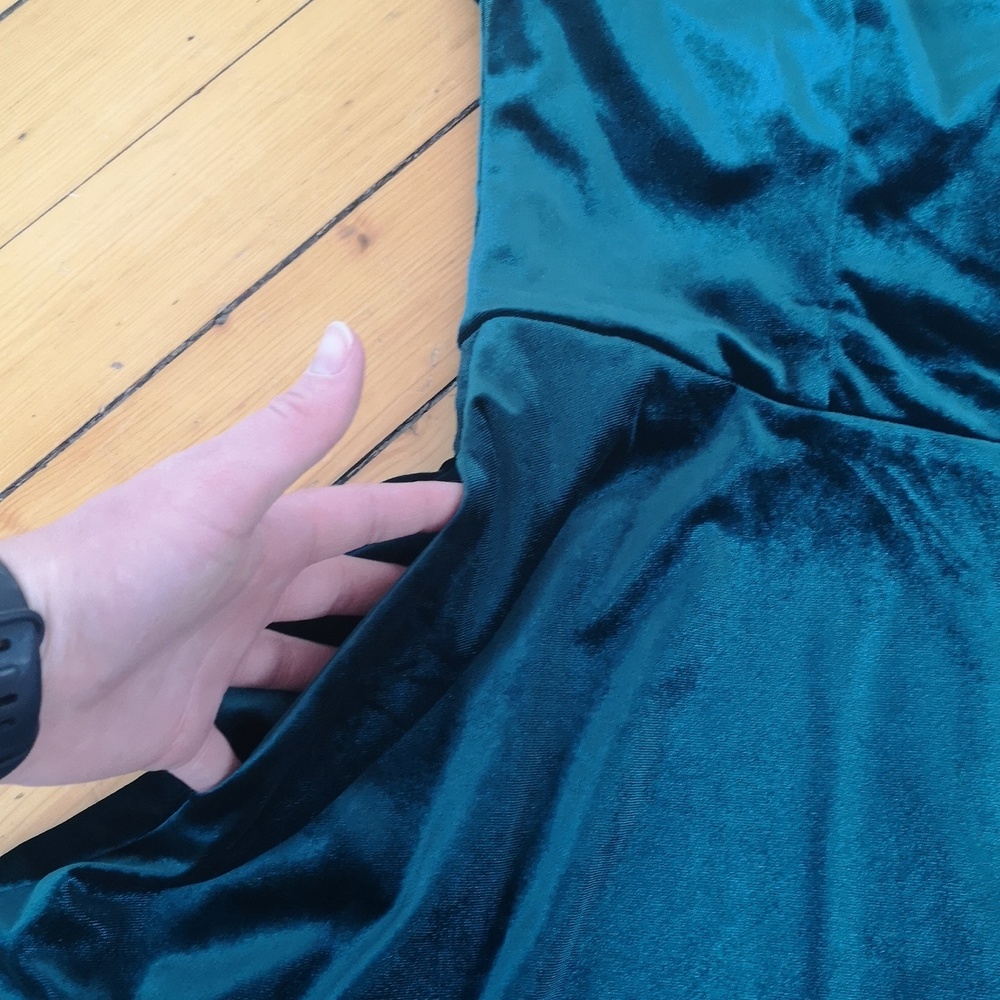 Emerald Velveteen Holiday Dress, XL - Picture 4 of 6